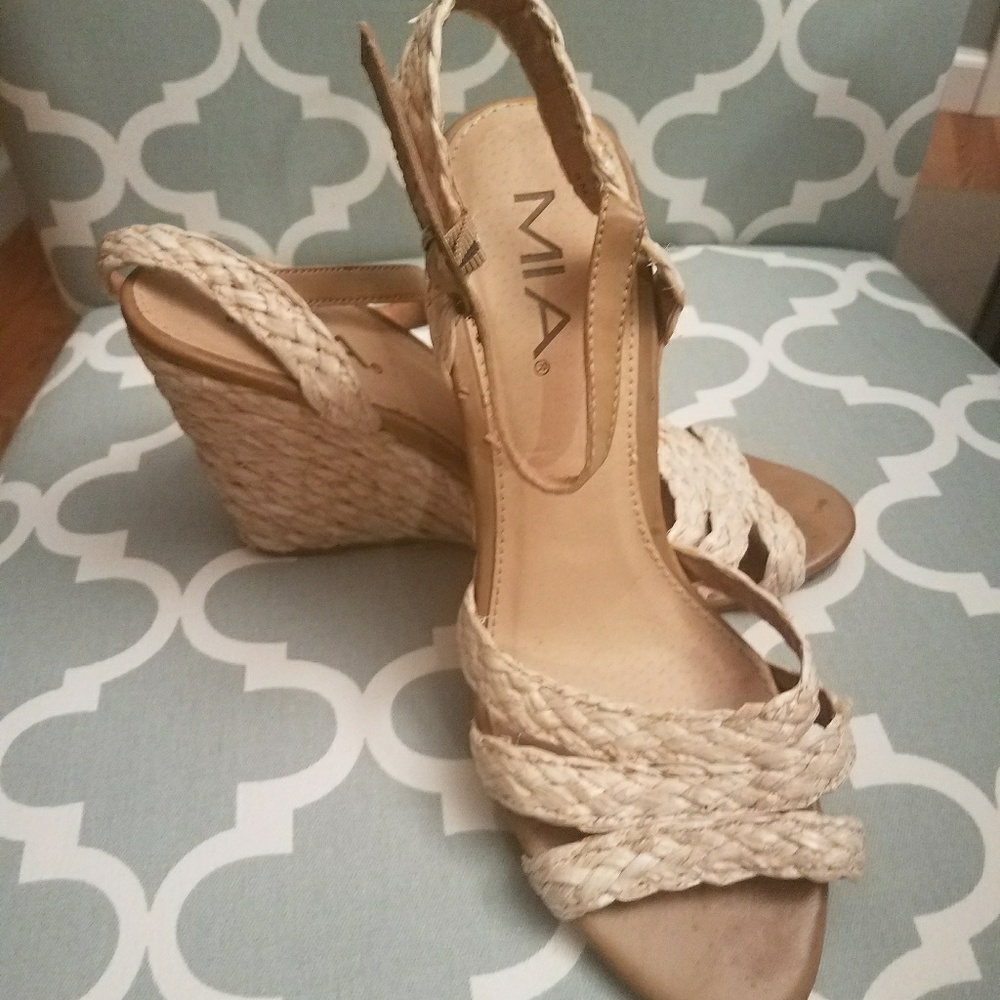 MIA raffia wedge sandal